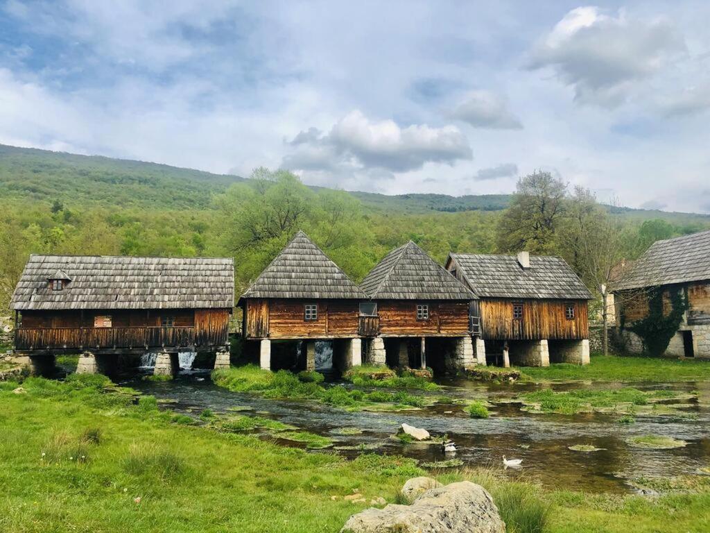 Вилла House S&D Оточац Экстерьер фото